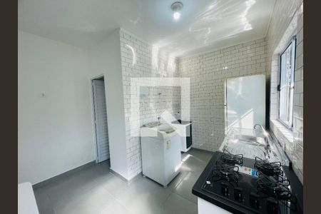 Sala/Cozinha de kitnet/studio para alugar com 1 quarto, 22m² em Portal dos Gramados, Guarulhos