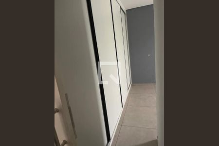 Corredor de apartamento para alugar com 2 quartos, 70m² em Piqueri, São Paulo