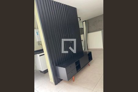 Sala de apartamento para alugar com 2 quartos, 70m² em Piqueri, São Paulo