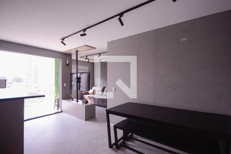 Sala de apartamento à venda com 2 quartos, 66m² em Vila Dom Pedro I, São Paulo