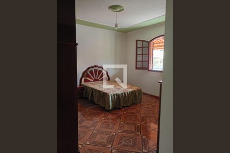 Casa à venda com 3 quartos, 396m² em Estrela do Oriente, Belo Horizonte