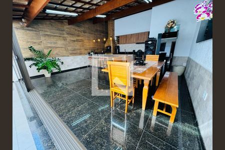 Casa à venda com 3 quartos, 253m² em Jardim Atlântico, Belo Horizonte