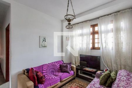 Casa à venda com 5 quartos, 712m² em Vila Cordeiro, São Paulo