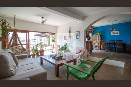 Sala de casa à venda com 3 quartos, 184m² em Tijuca, Rio de Janeiro