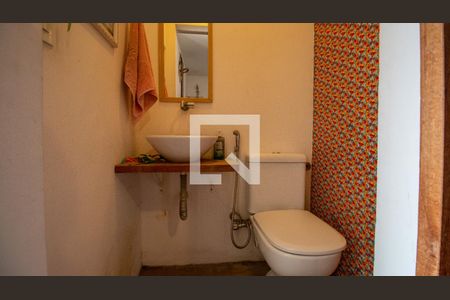 Lavabo de casa à venda com 3 quartos, 184m² em Tijuca, Rio de Janeiro