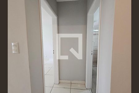 Corredor de apartamento para alugar com 1 quarto, 48m² em Jardim Caravelas, São Paulo