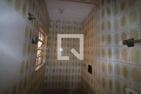 Banheiro da Suíte 1 de casa para alugar com 2 quartos, 160m² em Padroeira, Osasco