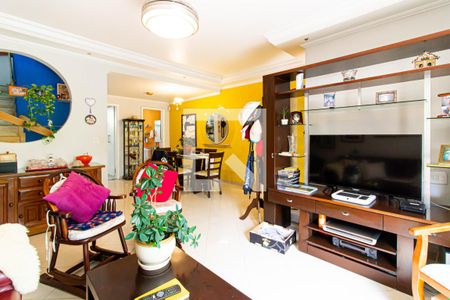 Sala  de casa à venda com 3 quartos, 149m² em Vila Ipojuca, São Paulo