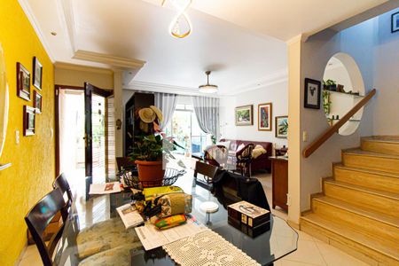 Sala  de casa à venda com 3 quartos, 149m² em Vila Ipojuca, São Paulo