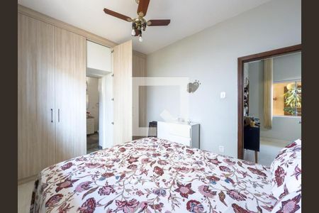 Quarto 1 - Suíte de casa à venda com 3 quartos, 247m² em Renascença, Belo Horizonte