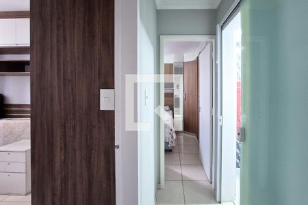 Corredor de apartamento à venda com 2 quartos, 48m² em Bairro dos Casa, São Bernardo do Campo