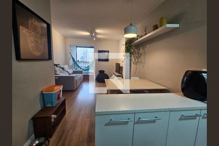 Sala de apartamento para alugar com 3 quartos, 64m² em Jardim Aeroporto, São Paulo