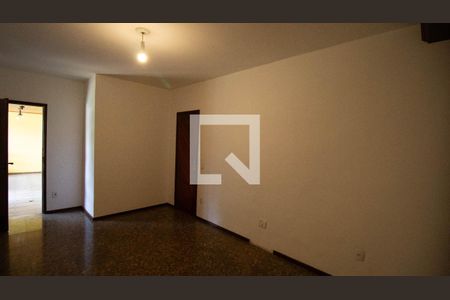 Quarto  de casa de condomínio à venda com 5 quartos, 333m² em Pendotiba, Niterói