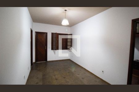 Quarto  de casa de condomínio à venda com 5 quartos, 333m² em Pendotiba, Niterói