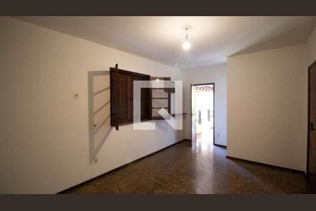 Quarto  de casa de condomínio à venda com 5 quartos, 333m² em Pendotiba, Niterói