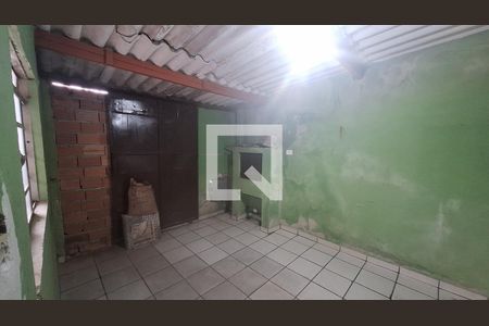 Quintal de casa para alugar com 1 quarto, 90m² em Vila Maria de Maggi, Suzano