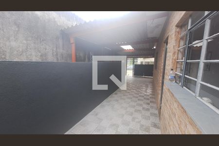 Quintal de casa para alugar com 1 quarto, 90m² em Vila Maria de Maggi, Suzano