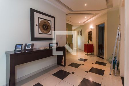 Corredor de casa para alugar com 5 quartos, 1004m² em Conjunto Alvorada, Poá