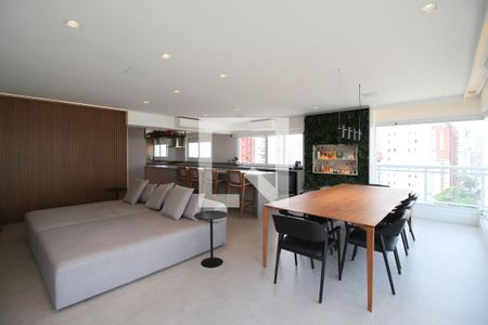 Sala de apartamento à venda com 3 quartos, 161m² em Vila Nova Conceição, São Paulo