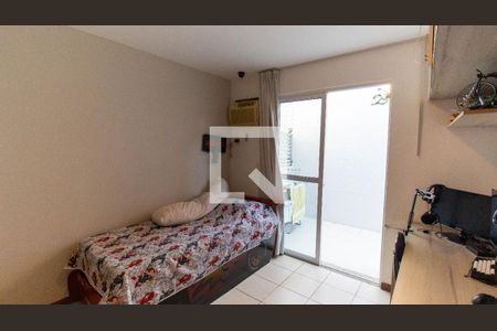 Quarto de casa de condomínio à venda com 4 quartos, 200m² em Badu, Niterói