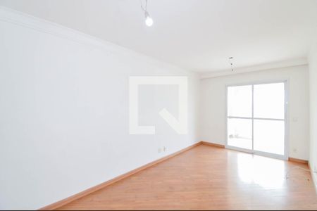 Sala de apartamento para alugar com 3 quartos, 75m² em Vila Augusta, Guarulhos