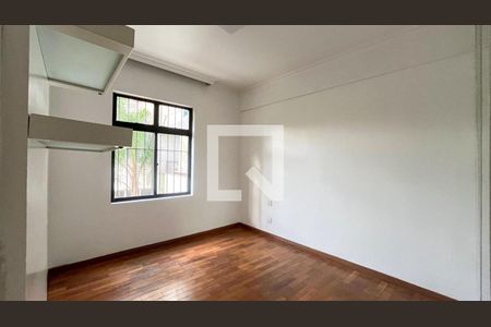 Foto 21 de apartamento à venda com 3 quartos, 118m² em Estoril, Belo Horizonte