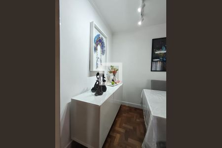Sala de apartamento à venda com 3 quartos, 100m² em Planalto Paulista, São Paulo
