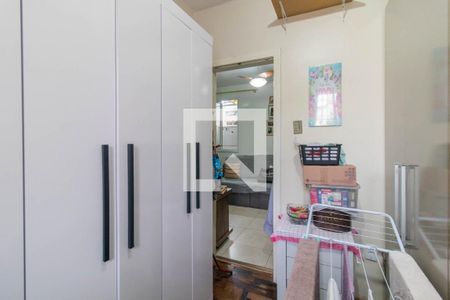 Quarto 2 de apartamento à venda com 2 quartos, 51m² em Santo Antônio, Porto Alegre