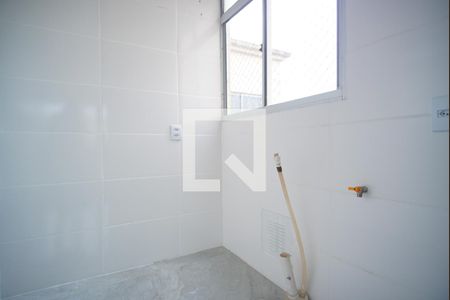 Cozinha e Área de Serviço de apartamento para alugar com 2 quartos, 41m² em Sarandi, Porto Alegre