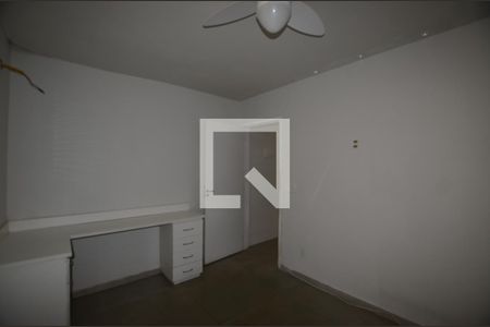 Quarto de casa para alugar com 1 quarto, 70m² em Bento Ribeiro, Rio de Janeiro