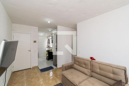 Sala de apartamento para alugar com 2 quartos, 42m² em Brás de Pina, Rio de Janeiro