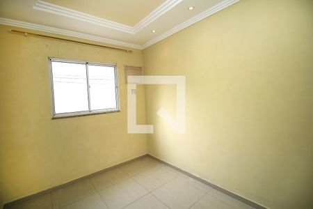 Sala 2 de casa à venda com 5 quartos, 150m² em Brás de Pina, Rio de Janeiro