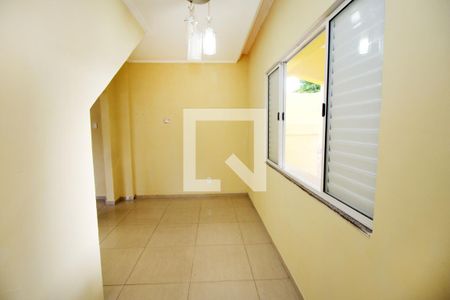 Quarto 1 de casa à venda com 5 quartos, 150m² em Brás de Pina, Rio de Janeiro