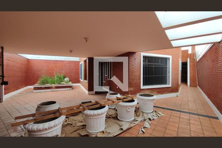 Garagem de casa à venda com 3 quartos, 180m² em Jardim Lideranca, São Paulo