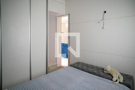 Quarto 1 de apartamento à venda com 2 quartos, 58m² em Parque Bristol, São Paulo
