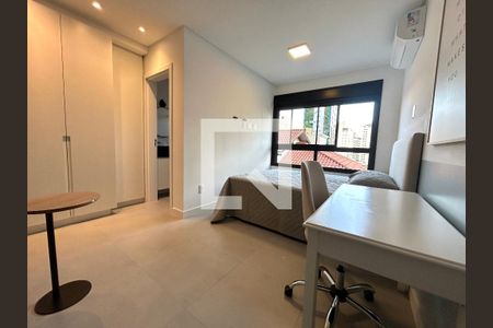 Suíte  de apartamento para alugar com 1 quarto, 63m² em Centro, Florianópolis