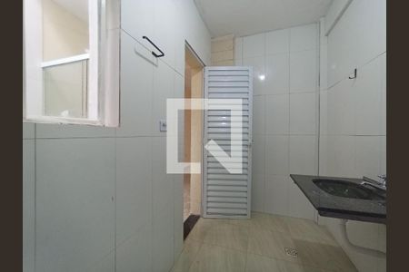 Casa para alugar com 2 quartos, 90m² em Jardim Santo Elias, São Paulo