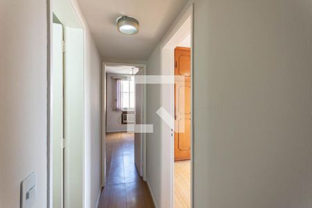 Corredor de apartamento para alugar com 2 quartos, 76m² em Vila Isabel, Rio de Janeiro