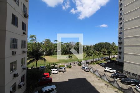 Vista da Sala de apartamento à venda com 2 quartos, 48m² em Jacarepaguá, Rio de Janeiro