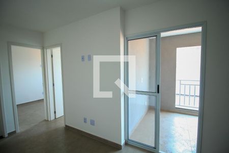 Sala/Cozinha de apartamento à venda com 2 quartos, 40m² em Vila Oratorio, São Paulo