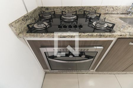Cozinha de apartamento à venda com 2 quartos, 48m² em Vila California, São Paulo