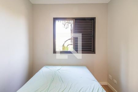 Quarto 2 de apartamento à venda com 3 quartos, 75m² em Alphaville Industrial, Barueri