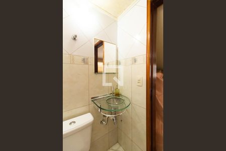 Lavabo de casa para alugar com 3 quartos, 120m² em Vila Carmosina, São Paulo