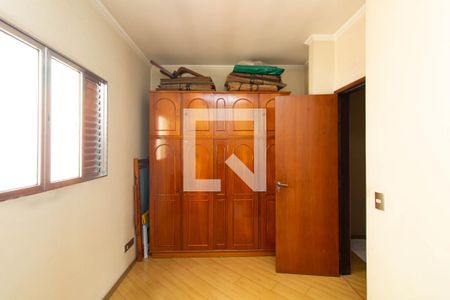 Quarto 1 de casa para alugar com 3 quartos, 120m² em Vila Carmosina, São Paulo