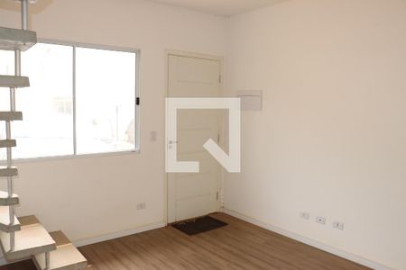 Sala/Cozinha de casa de condomínio para alugar com 2 quartos, 80m² em Chácara Ondas Verdes, Cotia