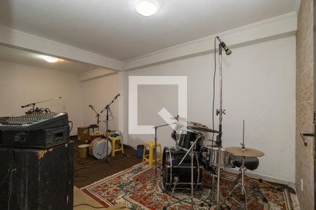 Quarto 1 de casa para alugar com 2 quartos, 500m² em Vila Mendes, São Paulo