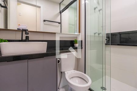 Banheiro de apartamento à venda com 2 quartos, 48m² em Nova Aldeinha, Barueri