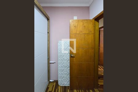 Casa 1 - Quarto de casa à venda com 6 quartos, 200m² em Ferrazópolis, São Bernardo do Campo