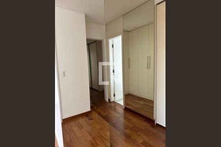 Apartamento à venda com 3 quartos, 222m² em Vila Mariana, São Paulo