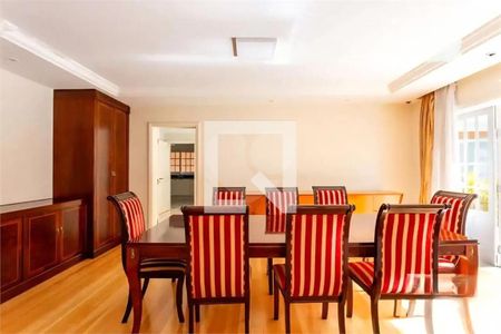 Casa à venda com 4 quartos, 670m² em Morumbi, São Paulo